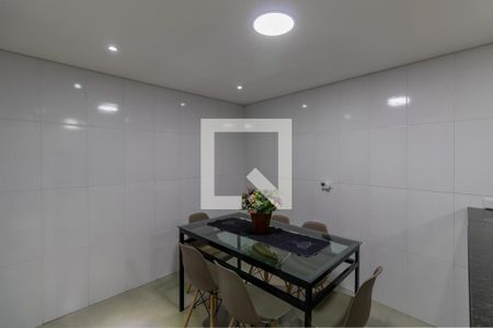 Casa para alugar com 100m², 2 quartos e 2 vagas Casa para alugar com 100m², 2 quartos e 2 vagasCozinha