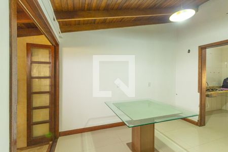 Casa de condomínio à venda com 46m², 2 quartos e 1 vagaCopa