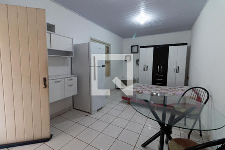 Casa à venda com 180m², 2 quartos e 2 vagasEdícula