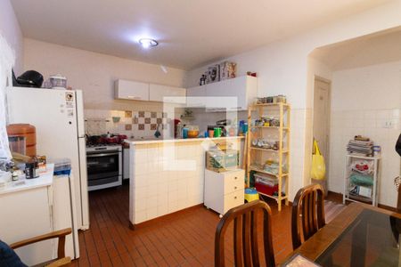 Casa à venda com 180m², 2 quartos e 2 vagasCozinha