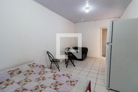 Casa à venda com 180m², 2 quartos e 2 vagasEdícula