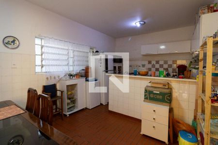 Casa à venda com 180m², 2 quartos e 2 vagasCozinha