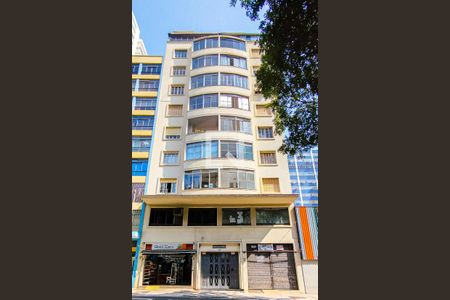 Apartamento à venda com 70m², 1 quarto e sem vaga Apartamento à venda com 70m², 1 quarto e sem vagaFachada