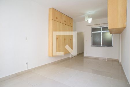 Quarto de apartamento à venda com 1 quarto, 70m² em Bela Vista, São Paulo
