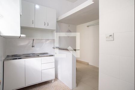 Apartamento à venda com 70m², 1 quarto e sem vaga Apartamento à venda com 70m², 1 quarto e sem vagaCozinha