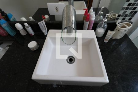 Apartamento à venda com 140m², 3 quartos e 2 vagasBanheiro da Suíte - Pia