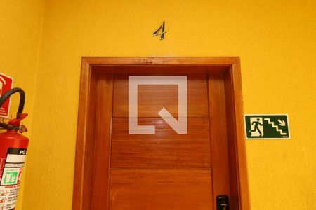 Casa de condomínio à venda com 47m², 2 quartos e 1 vagaPorta do apartamento