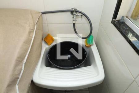 Casa de condomínio à venda com 47m², 2 quartos e 1 vagaÁrea de Serviço