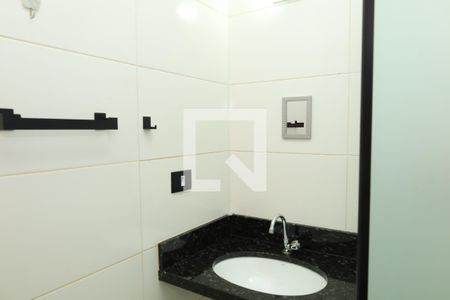 Casa de condomínio à venda com 47m², 2 quartos e 1 vagaBanheiro