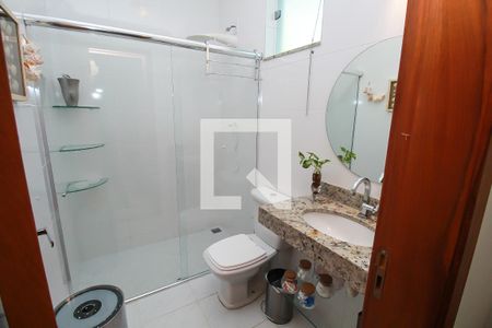 Casa de condomínio à venda com 84m², 2 quartos e 1 vagaBanheiro