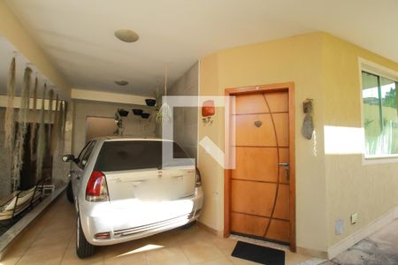 Casa de condomínio à venda com 84m², 2 quartos e 1 vagaGaragem