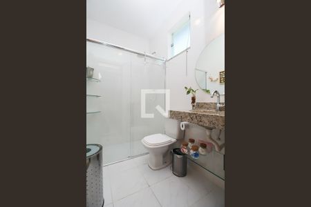 Casa de condomínio à venda com 84m², 2 quartos e 1 vagaBanheiro