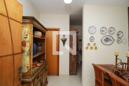 Casa de condomínio à venda com 84m², 2 quartos e 1 vagaCopa