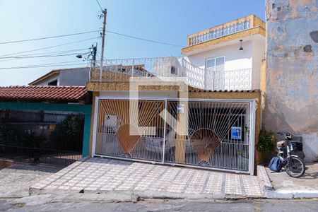 Casa à venda com 210m², 3 quartos e 2 vagasFachada