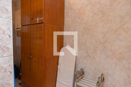 Casa à venda com 210m², 3 quartos e 2 vagasÁrea de Serviço