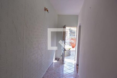 Casa à venda com 210m², 3 quartos e 2 vagasCorredor Lateral