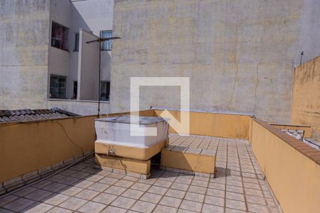 Casa à venda com 210m², 3 quartos e 2 vagasTerraço