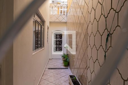 Casa à venda com 210m², 3 quartos e 2 vagasCorredor Lateral