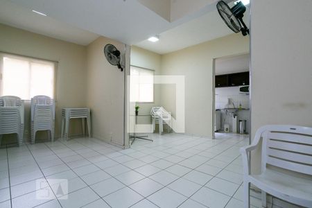 Apartamento para alugar com 45m², 2 quartos e 1 vagaÁrea comum - Salão de festas