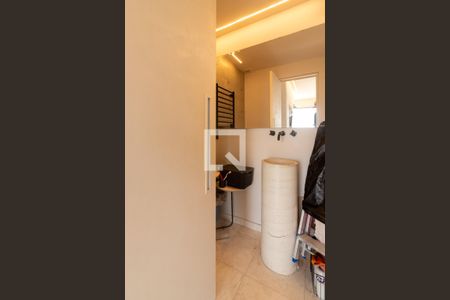 Apartamento à venda com 75m², 1 quarto e 2 vagasBanheiro 2