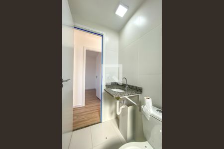 Banheiro de apartamento à venda com 2 quartos, 47m² em Vila Joao Basso, São Bernardo do Campo