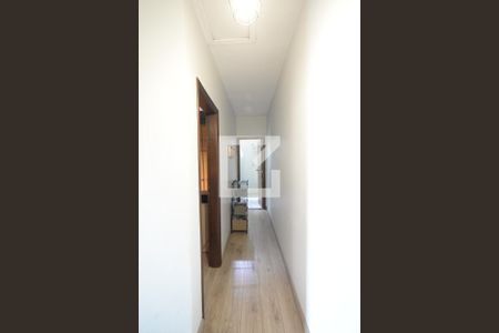 Casa à venda com 130m², 2 quartos e 3 vagasCorredor