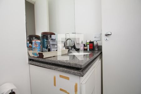 Apartamento para alugar com 57m², 2 quartos e 2 vagasBanheiro suíte 