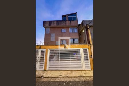 Apartamento à venda com 58m², 2 quartos e 1 vaga Apartamento à venda com 58m², 2 quartos e 1 vagaFachada