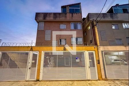 Apartamento à venda com 58m², 2 quartos e 1 vaga Apartamento à venda com 58m², 2 quartos e 1 vagaFachada e Placa