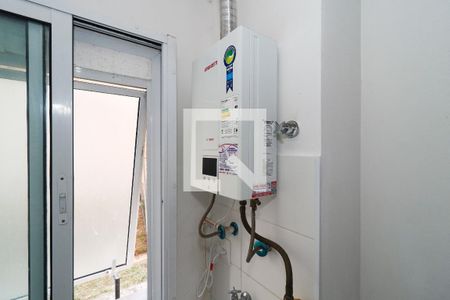 Área de Serviço de apartamento para alugar com 2 quartos, 48m² em Loteamento Reserva Raposo, Osasco