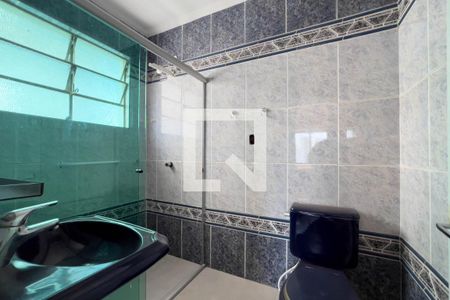 Banheiro do quarto 1 de apartamento para alugar com 2 quartos, 91m² em Aclimação, São Paulo