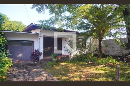 Casa à venda com 82m², 2 quartos e 1 vaga Casa à venda com 82m², 2 quartos e 1 vagaFachada