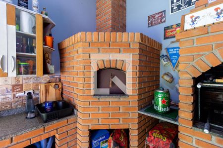 Casa à venda com 330m², 2 quartos e 2 vagas Casa à venda com 330m², 2 quartos e 2 vagasDetalhe - Espaço Gourmet