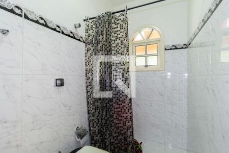 Casa à venda com 330m², 2 quartos e 2 vagas Casa à venda com 330m², 2 quartos e 2 vagasBanheiro - Social