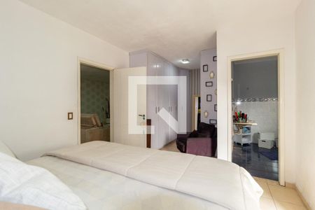 Casa à venda com 330m², 2 quartos e 2 vagas Casa à venda com 330m², 2 quartos e 2 vagasSuíte 1