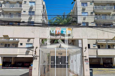 Apartamento à venda com 62m², 2 quartos e 1 vagafachada
