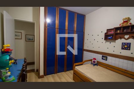 Casa de condomínio à venda com 320m², 4 quartos e 2 vagasQuarto 3