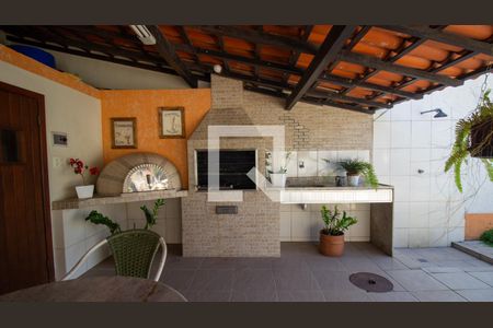Casa de condomínio à venda com 320m², 4 quartos e 2 vagasÁrea Gourmet