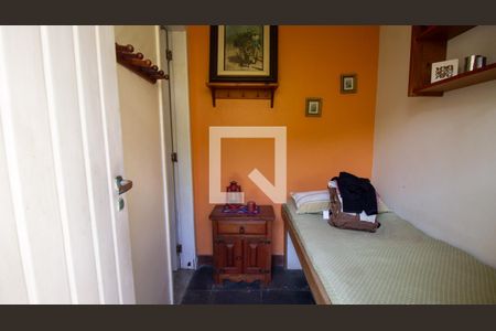 Casa de condomínio à venda com 320m², 4 quartos e 2 vagasQuarto de Serviço