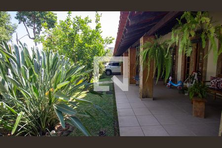 Casa de condomínio à venda com 320m², 4 quartos e 2 vagasVaranda