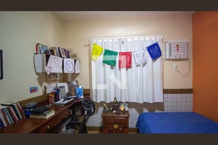 Casa de condomínio à venda com 320m², 4 quartos e 2 vagasQuarto 2