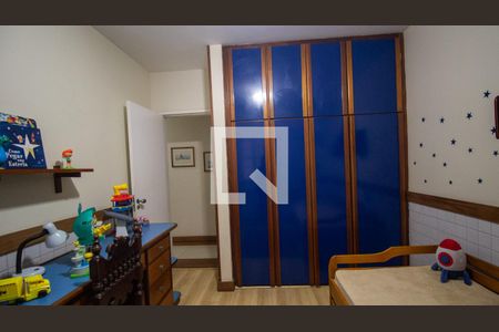 Casa de condomínio à venda com 320m², 4 quartos e 2 vagasQuarto 3