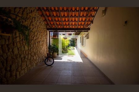 Casa de condomínio à venda com 320m², 4 quartos e 2 vagasGaragem