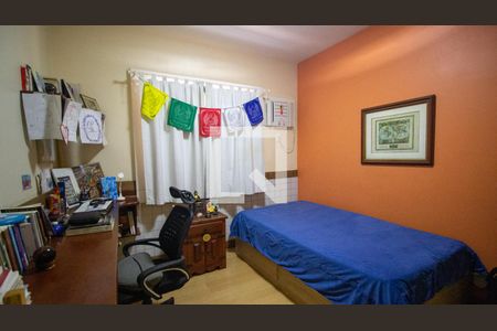 Casa de condomínio à venda com 320m², 4 quartos e 2 vagasQuarto 2