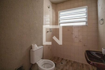 Casa para alugar com 240m², 3 quartos e 2 vagasBanheiro Social