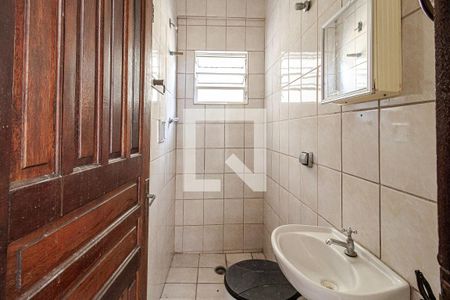 Casa para alugar com 240m², 3 quartos e 2 vagasBanheiro 4