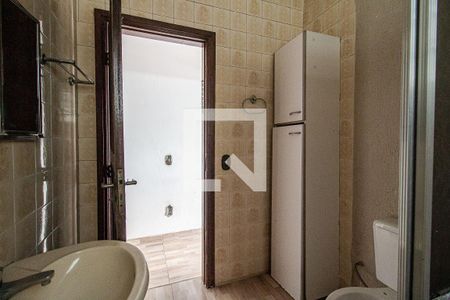 Casa para alugar com 240m², 3 quartos e 2 vagasBanheiro 3