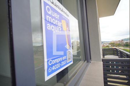 Apartamento à venda com 49m², 1 quarto e 1 vagaAdesivo