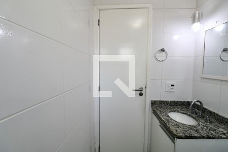 Apartamento para alugar com 58m², 2 quartos e 1 vagaBanheiro Social