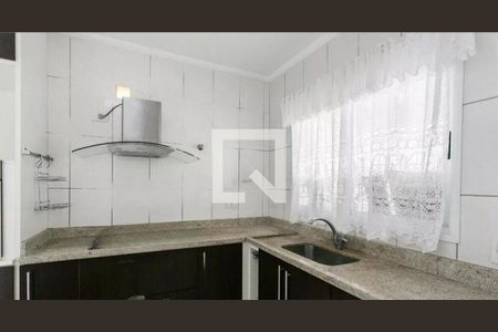 Casa à venda com 150m², 3 quartos e 2 vagas